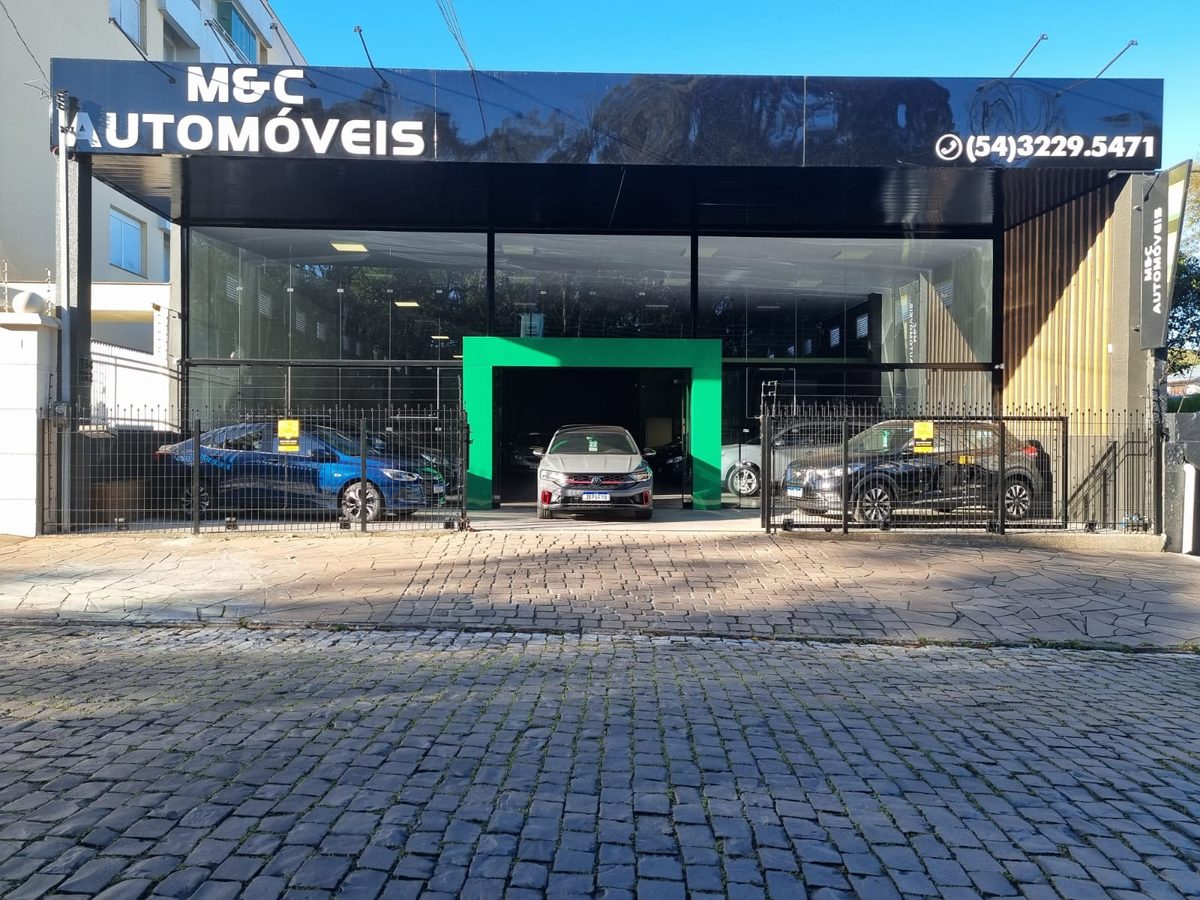 M & C AUTOMÓVEIS