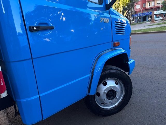 Mercedes 710 / ** DIREÇÃO HIDRÁULICA ** - foto 3