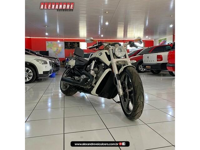 Harley Davidson V-Rod 1250cc MUSCLE VRSCF - foto 3