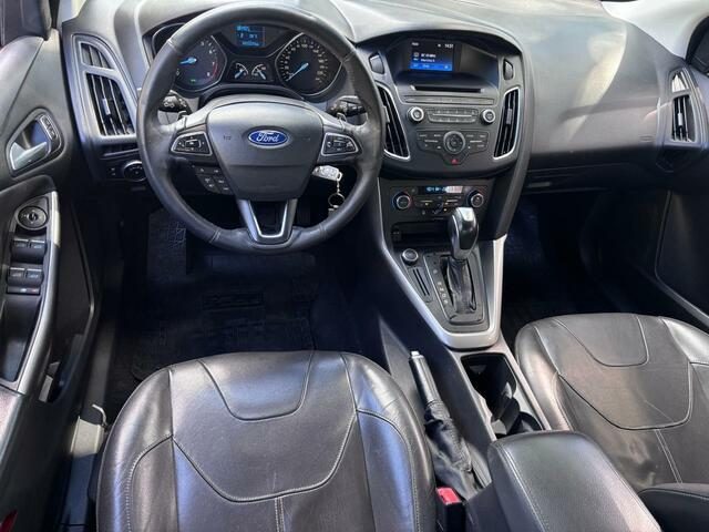 Ford Focus SEDAN SE 2.0 FLEX AUT / 4 AIR BAGS / ** BANCOS COURO ** - foto 3