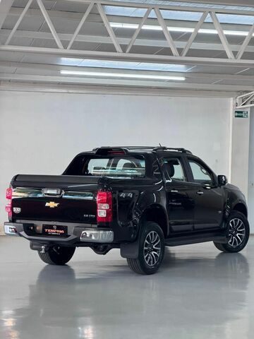 Chevrolet S10 HIGH COUNTRY 2.8 TURBO DIESEL 4X4 AUTOMATICO | APENAS 36.900KM | IMPECAVEL - foto 3